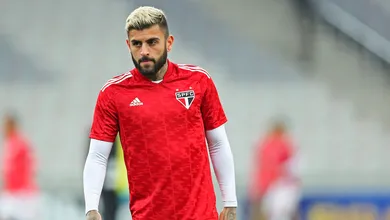 Velho conhecido deve voltar ao S&atilde;o Paulo como op&ccedil;&atilde;o para resolver problema&nbsp;de&nbsp;Zubeld&iacute;a