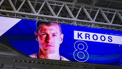 Santiago Bernab&eacute;u se despede de Toni Kroos com lindas homenagens do Real Madrid