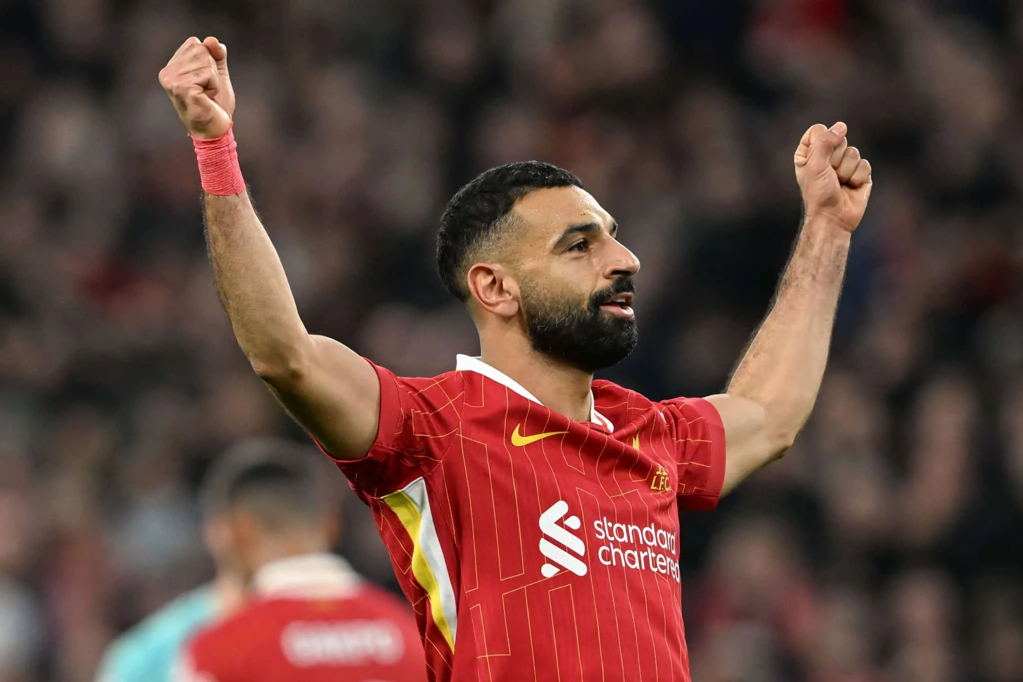 Com gola&ccedil;o de videogame, Salah e Liverpool coroam a rodada perfeita