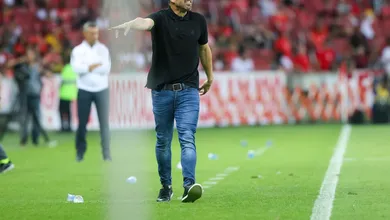 Coudet justifica Internacional defensivo contra o RB Bragantino: &ldquo;O resultado estava acima da ideia&rdquo;