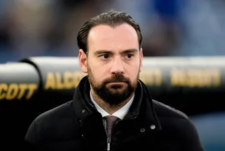 &lsquo;Queremos justi&ccedil;a, isso n&atilde;o &eacute; futebol&rsquo;: Dirigente do Napoli se revolta com arbitragem