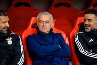 &lsquo;Ele &eacute; meu filho, n&atilde;o apenas ex-jogador&rsquo;: Mourinho vive reencontro em duelo com Real Madrid