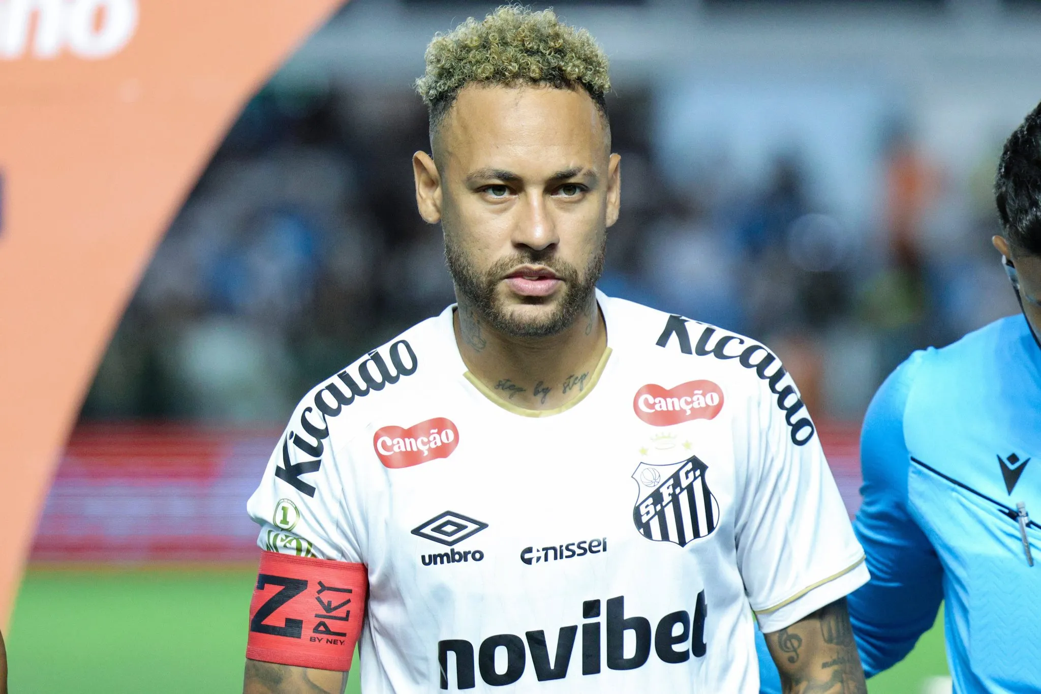 Neymar em partida do Santos na Vila Belmiro