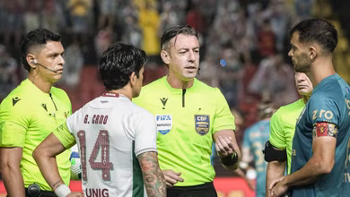 Arbitragem confusa de Claus rouba a cena em empate entre Sport e Fluminense