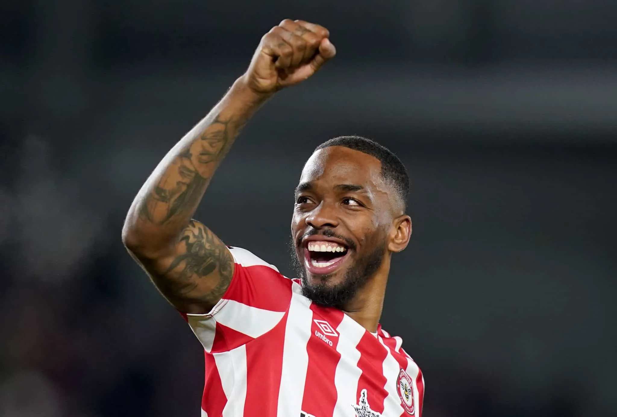 Toney est&aacute; liberado para voltar ao Brentford, mas seu futuro n&atilde;o &eacute; nada claro