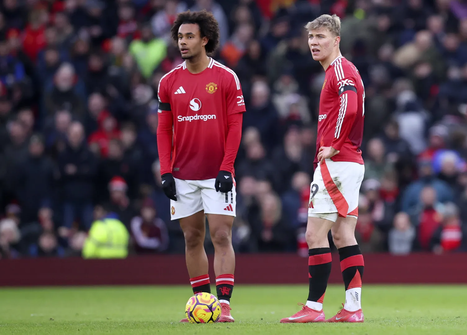 Zirkzee Hojlund Manchester United