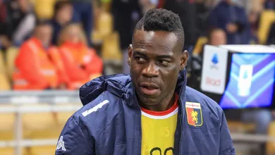 Ap&oacute;s reencontrar antigo desafeto, Balotelli deve deixar Genoa com apenas 56 minutos em campo