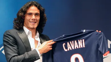 Cavani chega e abre portas do PSG para sa&iacute;da de Ibrahimovic