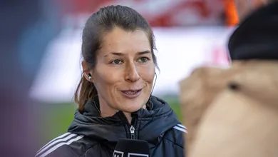 Hist&oacute;ria feita: quem &eacute; a primeira mulher a comandar um time profissional masculino na Bundesliga?
