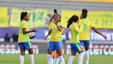 Brasil supera descaso da Conmebol com brilho de Kerolin e goleada sobre a Bol&iacute;via