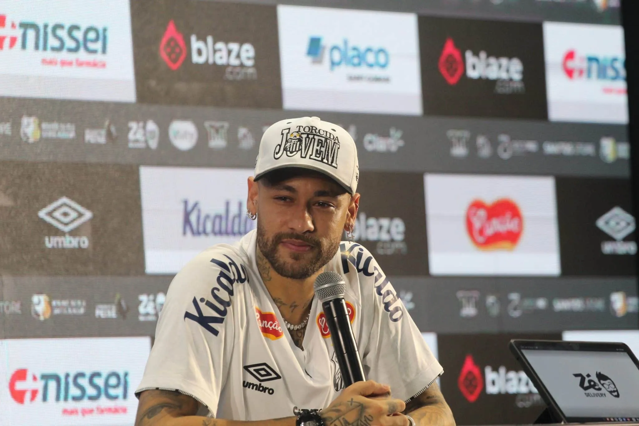 Tempo de contrato, Sele&ccedil;&atilde;o e bastidores do retorno: A primeira entrevista de Neymar em volta ao Santos
