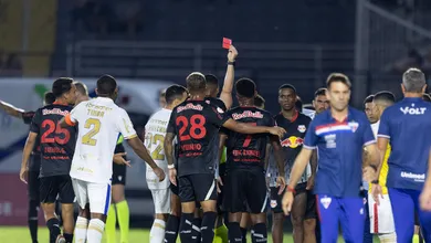 Fortaleza aproveita um Bragantino sem cabe&ccedil;a para voltar a vencer ap&oacute;s mais de 50 dias