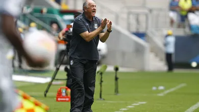 Felip&atilde;o precisa reagir para evitar um fim de carreira melanc&oacute;lico