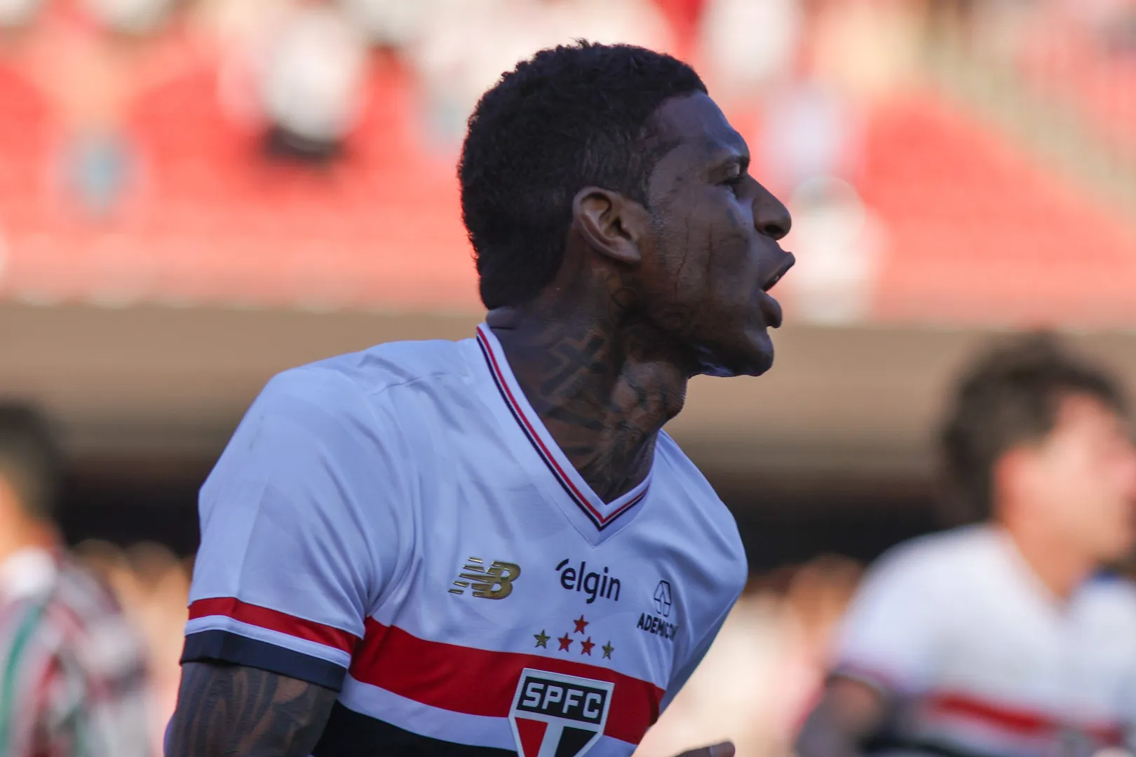 Arboleda vibra com o primeiro gol do S&atilde;o Paulo sobre o Fluminense