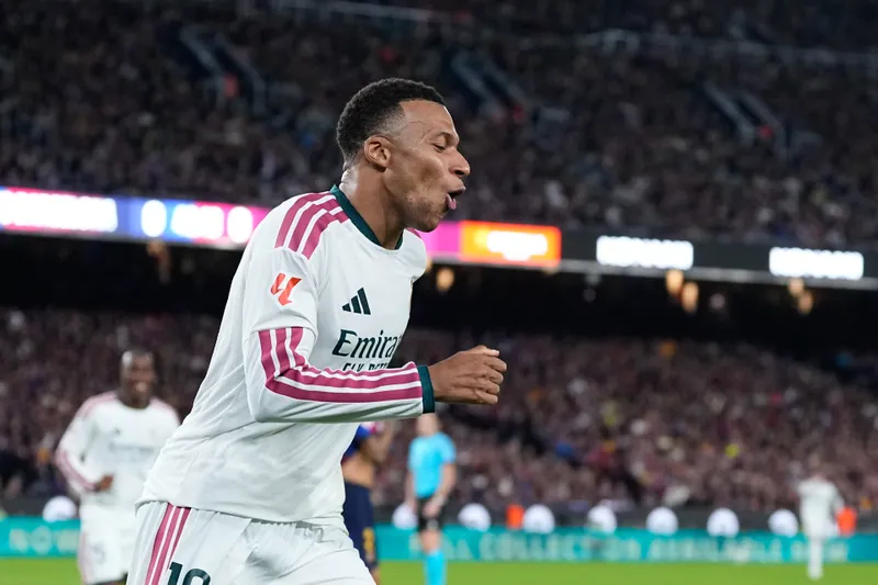 Mbapp&eacute; chega a 100 gols pelo Real Madrid para vencer Barcelona no melhor estilo Mourinho