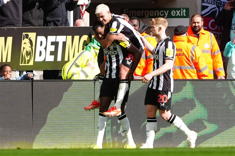 Vender Minteh ajudaria o Newcastle a manter estrelas como Isak e Bruno Guimar&atilde;es