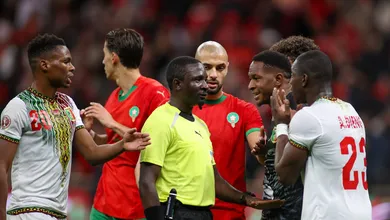 Trope&ccedil;o de Marrocos na Copa Africana tem VAR salvando &aacute;rbitro de erro bizarro
