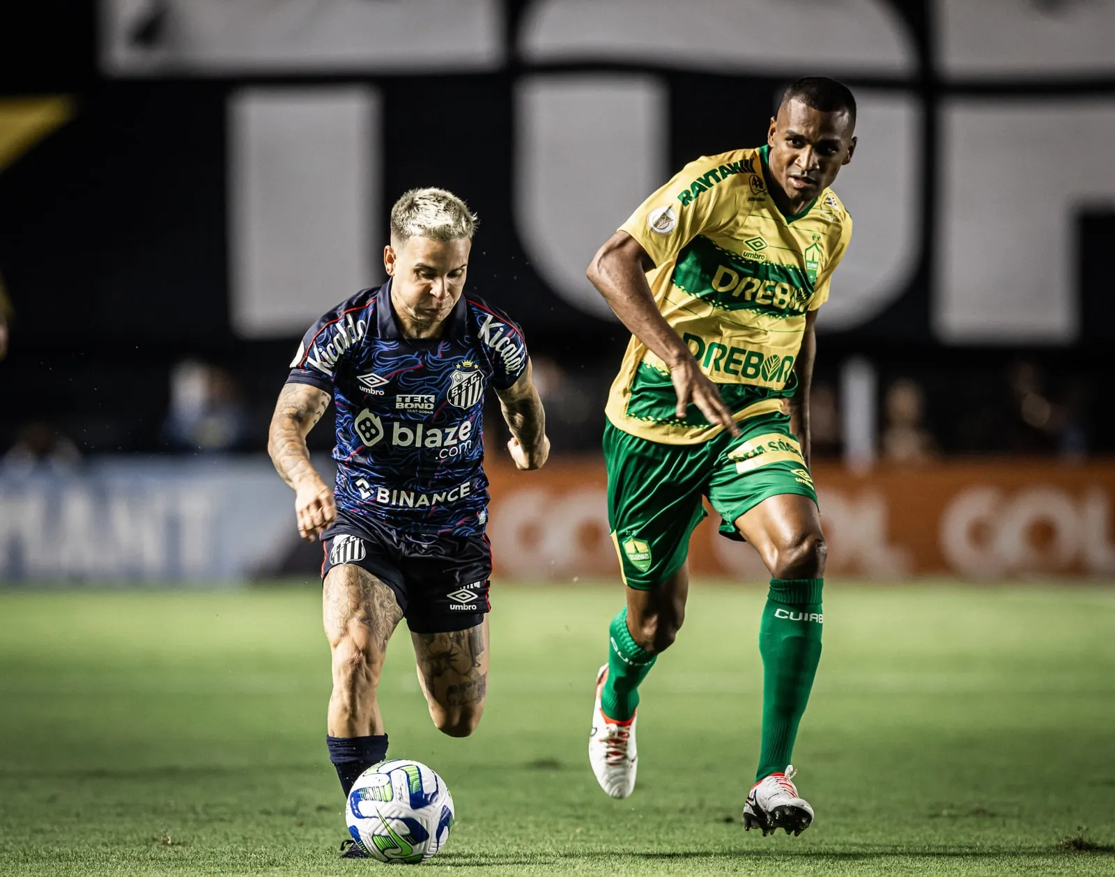 Pouco inspirado, o Santos amarga empate sem gols na Vila Belmiro contra o Cuiab&aacute;