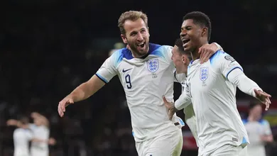 Inglaterra domina It&aacute;lia com talento da dupla Kane e Bellingham e assegura vaga na Eurocopa