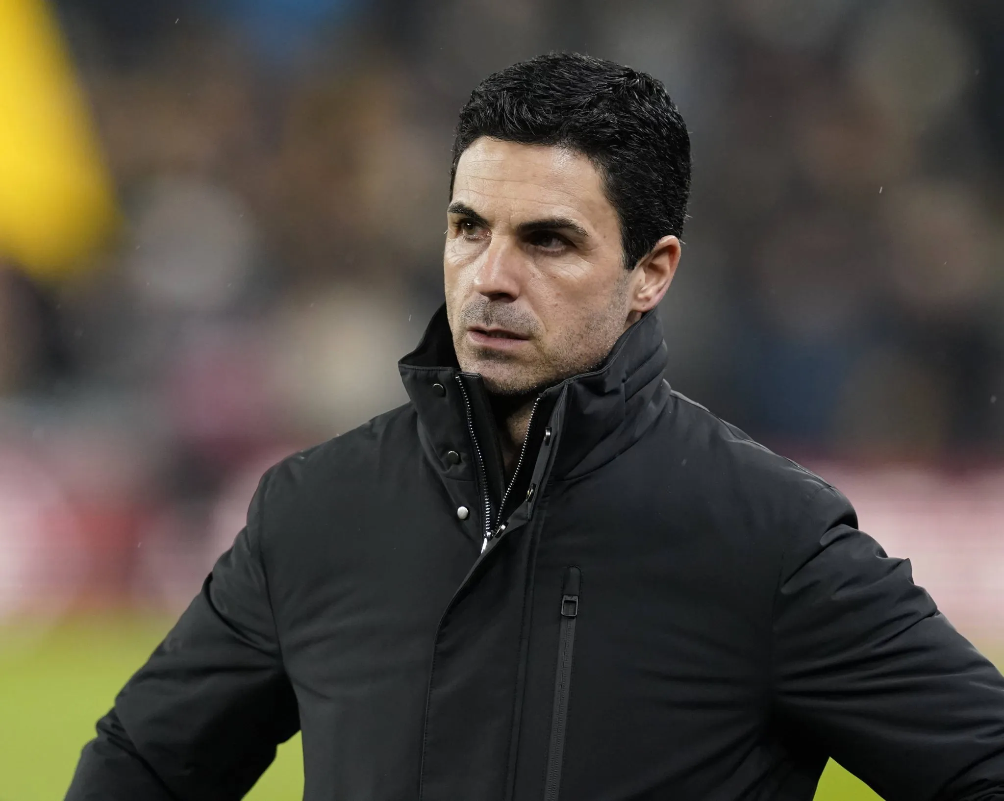 Mikel Arteta em partida do Arsenal