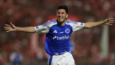 Com C&aacute;ssio salvador, Cruzeiro espanta &lsquo;quarta zebra&rsquo; e encerra jejum na Copa do Brasil