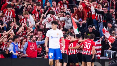 Irm&atilde;os Williams decidem na prorroga&ccedil;&atilde;o, Athletic elimina o Barcelona e vai &agrave; semifinal da Copa do Rei