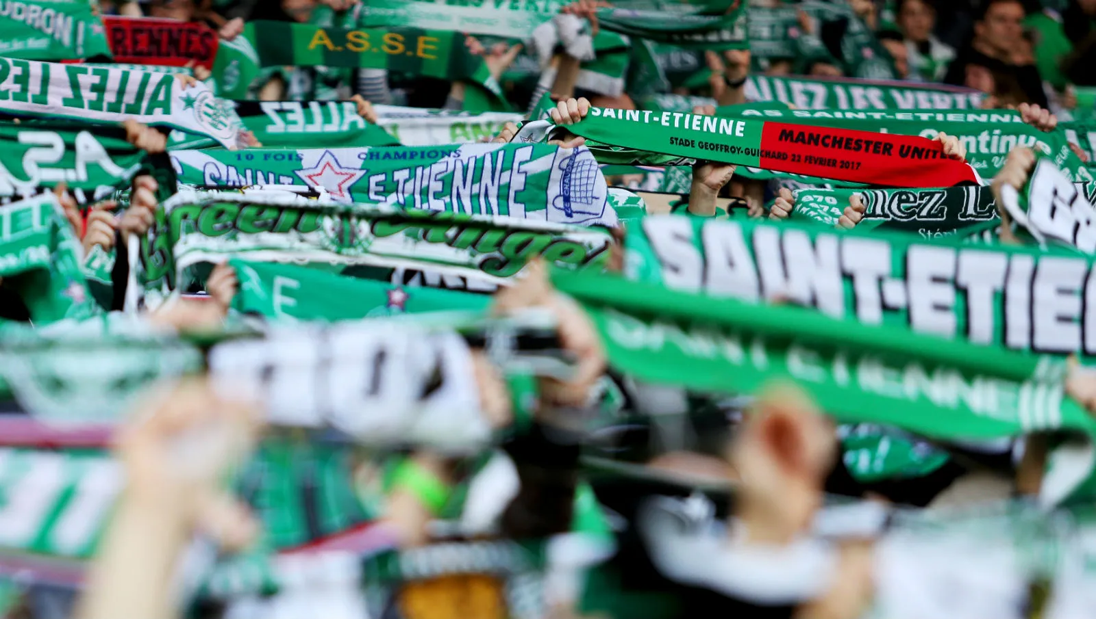 Mesmo em duelo perdido, a torcida do Saint-&Eacute;tienne se inflamou e criou atmosfera fant&aacute;stica