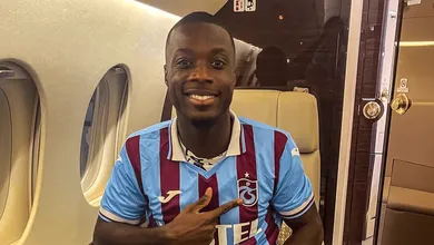 O fracasso de Nicolas Pepe no Arsenal se conclui com a sa&iacute;da de gra&ccedil;a ao Trabzonspor