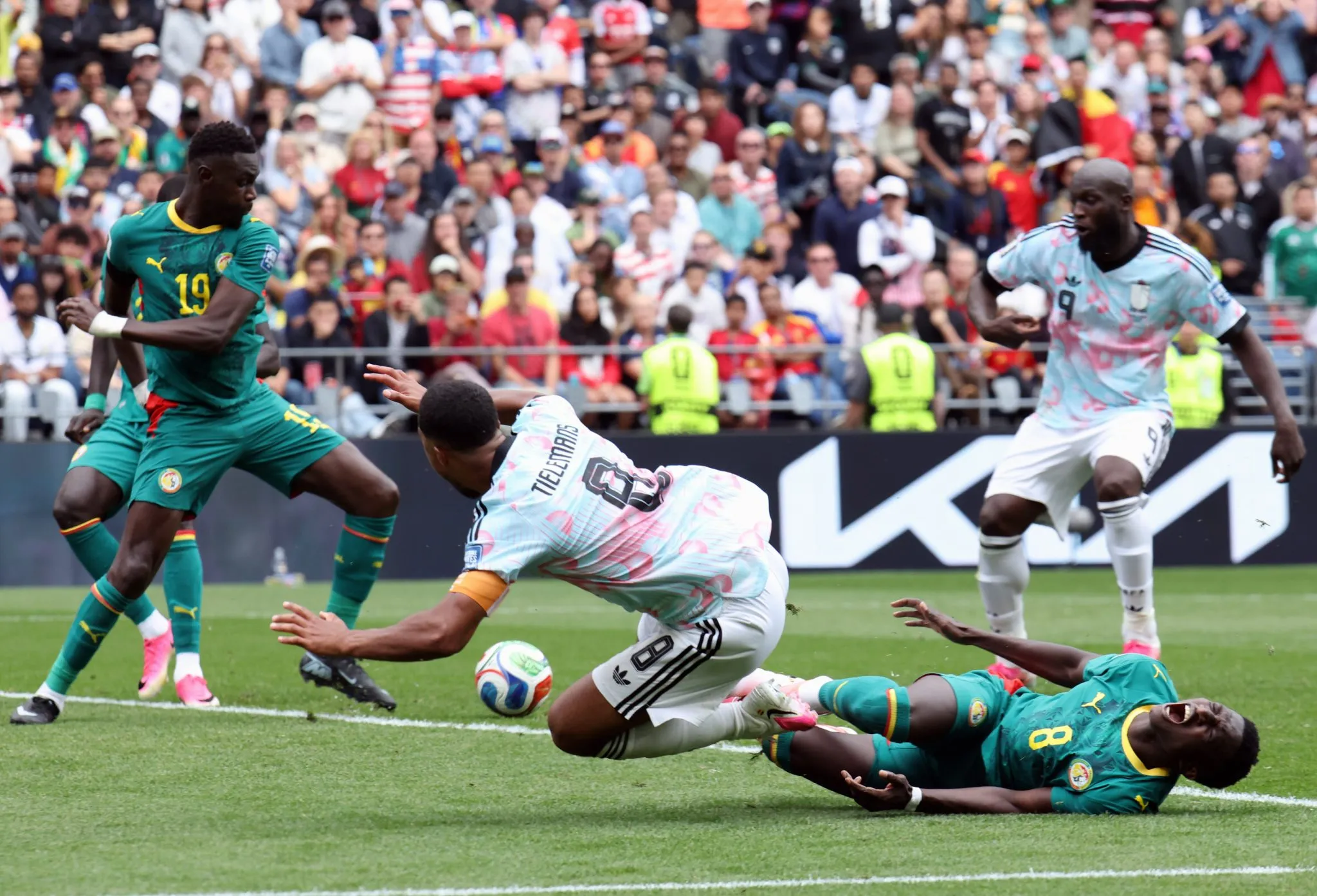 B&eacute;lgica 3 x 2 Senegal: Le&otilde;es da Teranga s&atilde;o mais uma v&iacute;tima da maldi&ccedil;&atilde;o africana no mata-mata da Copa
