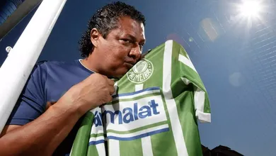 Tonh&atilde;o quase comprometeu a Parmalat e obrigou Palmeiras a se retratar