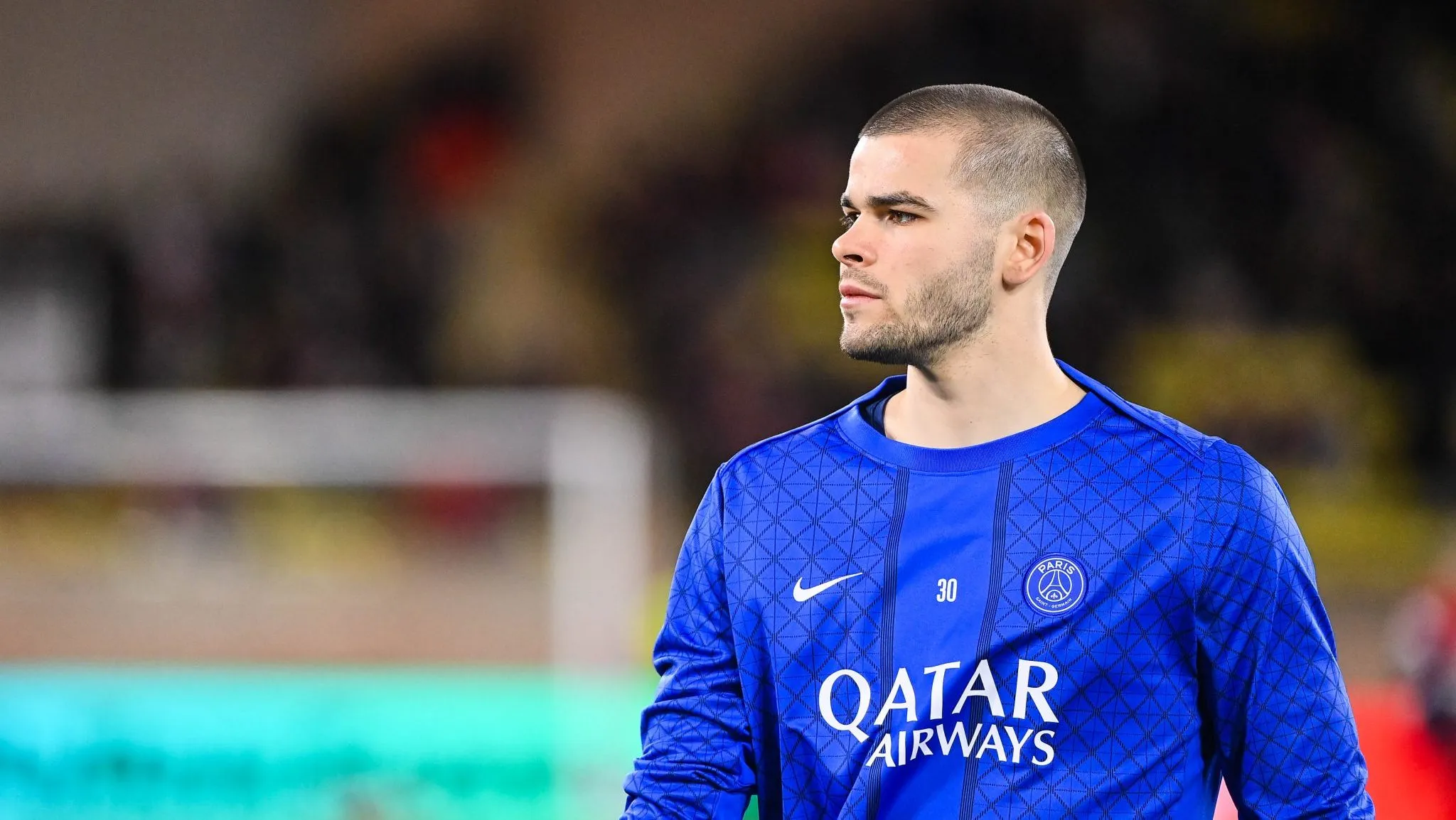 Lucas Chevalier perdeu espa&ccedil;o no PSG (Foto: Emilian Baldow/Icon Sport)