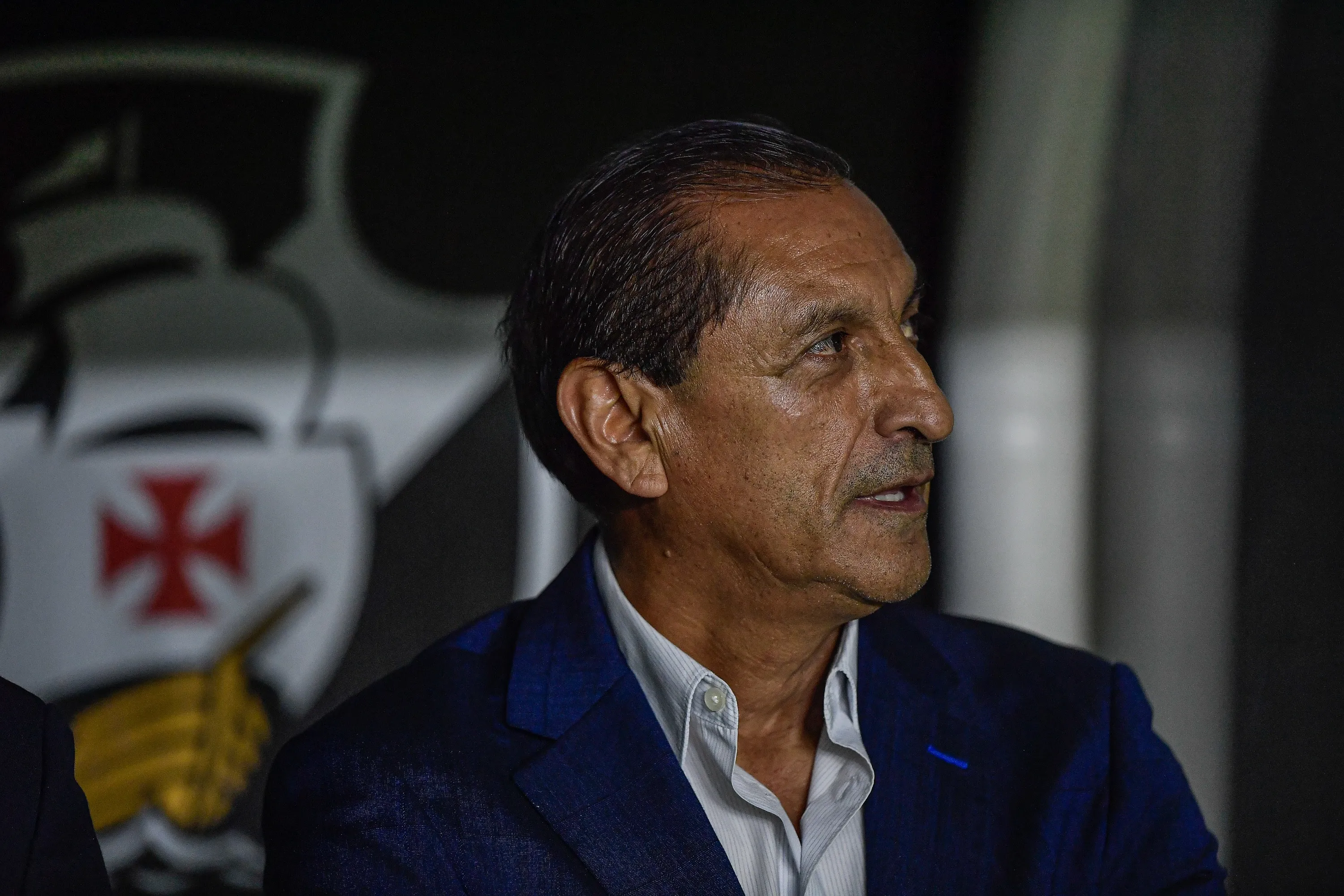 Respons&aacute;vel por perman&ecirc;ncia, Ram&oacute;n Diaz deixa futuro em aberto, mas Vasco conta ele por dias melhores