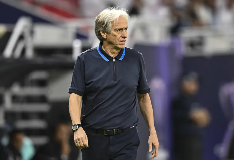 Jorge Jesus e atacante do Liverpool possuem uma boa rela&ccedil;&atilde;o de trabalho e podem repetir dupla do Benfica no Al-Hilal