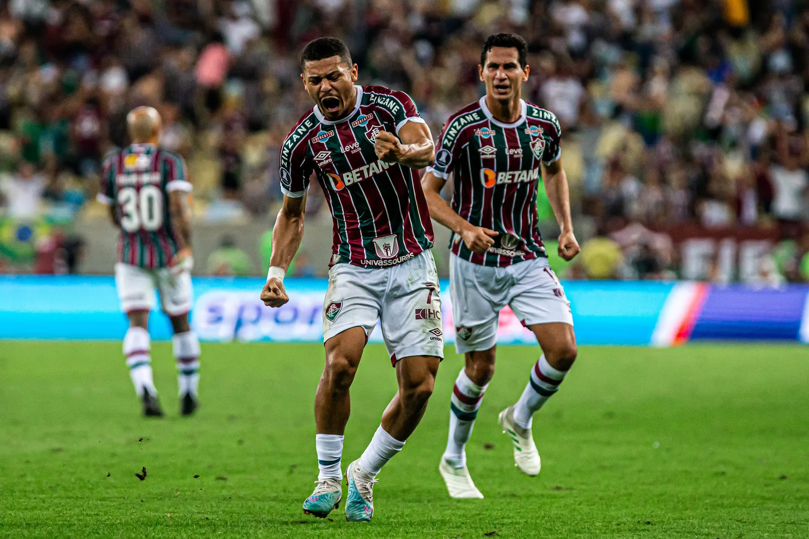 Fluminense de Andr&eacute; disputa a final da Libertadores contra o Boca Juniors no s&aacute;bado (4), no Maracan&atilde; - Foto: Icon sport