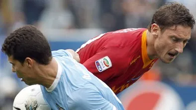 Mais que a honra ou a gl&oacute;ria, o d&eacute;rbi da Copa vale a salva&ccedil;&atilde;o