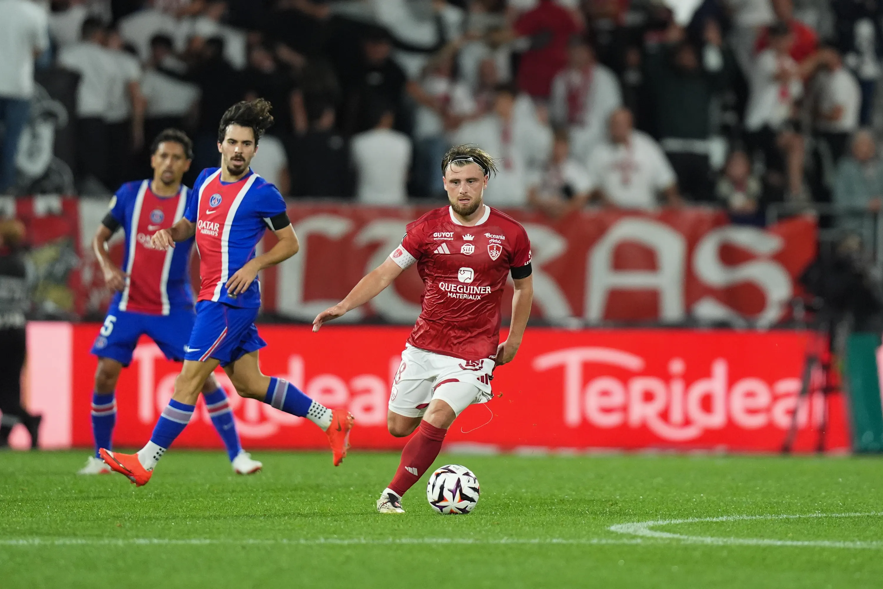Brest x PSG pela Ligue 1 (Foto: Daniel Derajinski/Icon Sport)