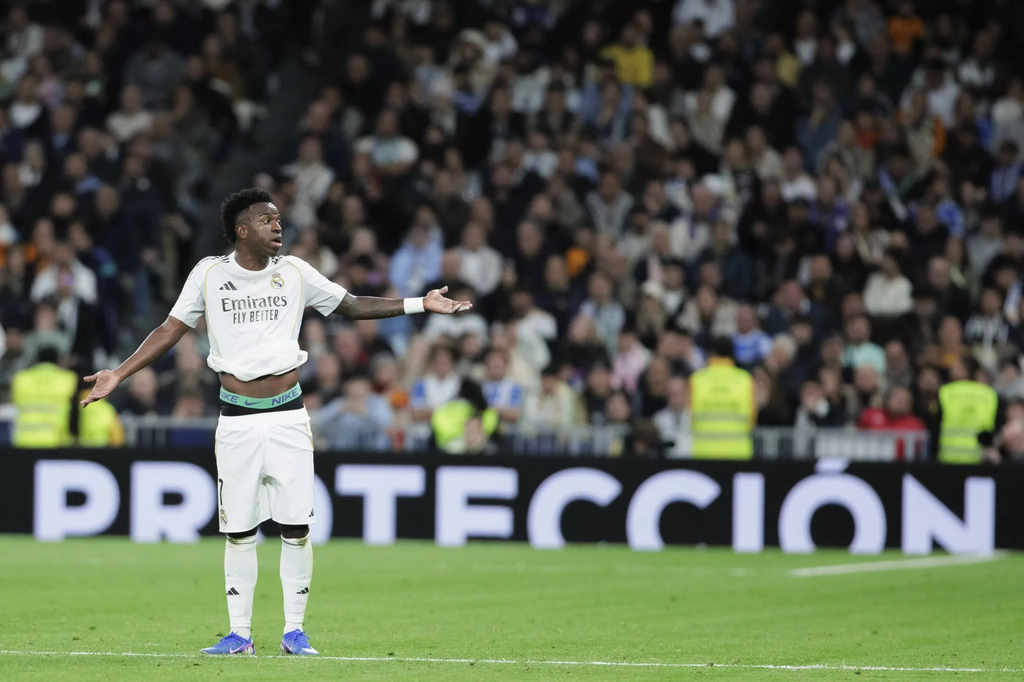 Vinicius J&uacute;nior em jogo do Real Madrid