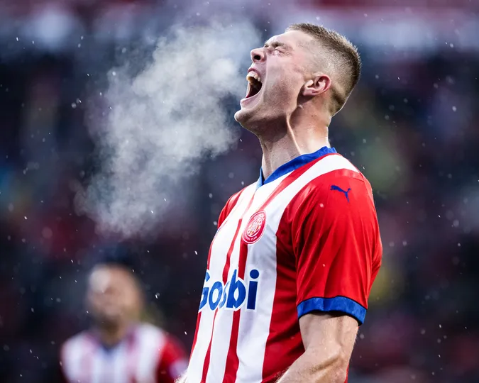 Artem Dovbyk.