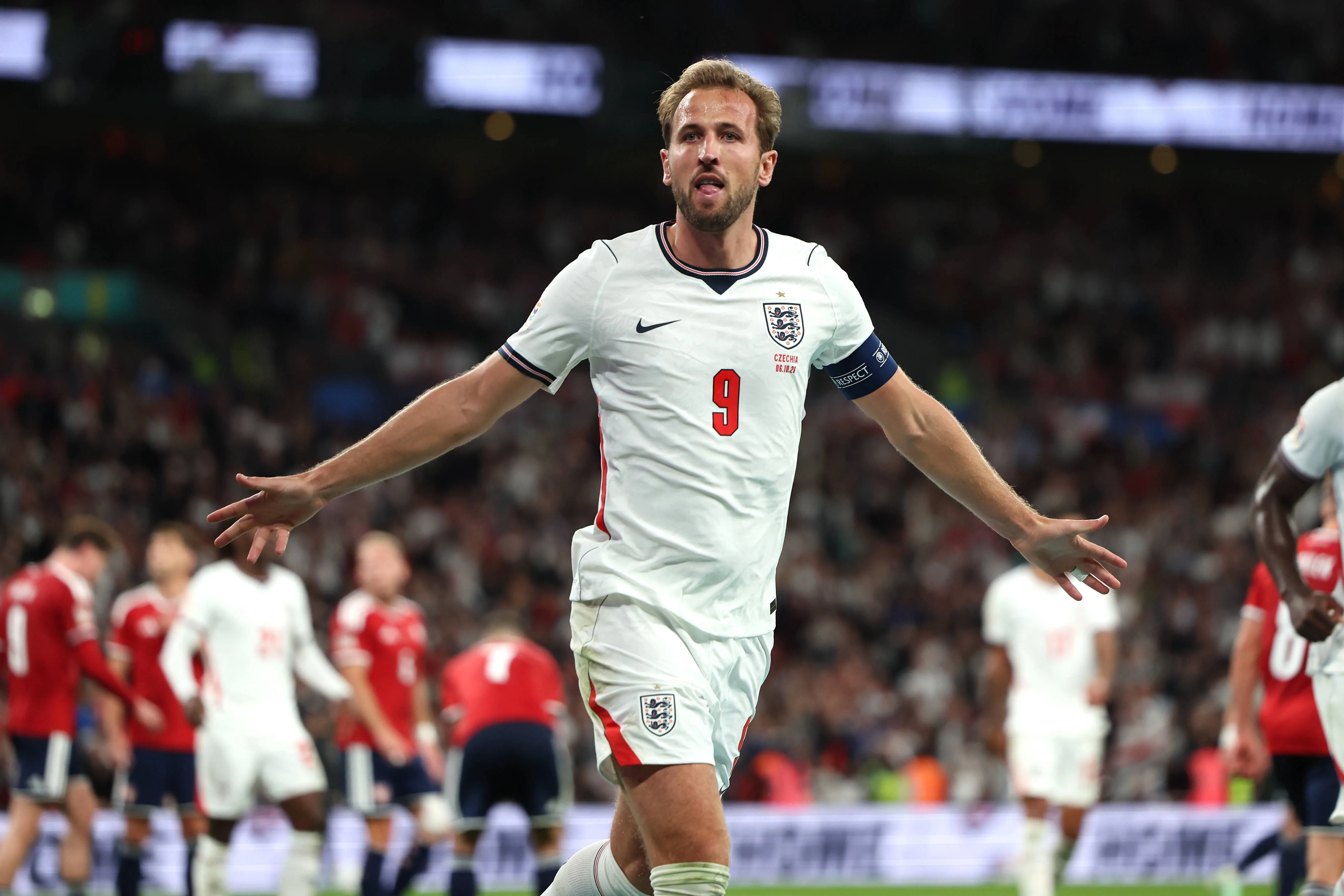 Kane celebra gol pela sele&ccedil;&atilde;o inglesa