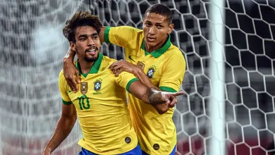 Paquet&aacute; marca, Coutinho faz de falta, Danilo deixa o seu e Brasil joga um pouco melhor contra Coreia do Sul
