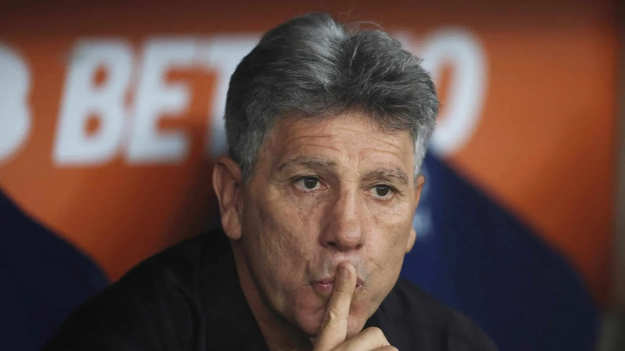 Gr&ecirc;mio prepara &lsquo;miss&atilde;o&rsquo; para liberar Renato em confronto direto no Brasileir&atilde;o