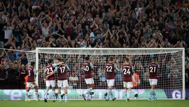 Villa Park empurra o Aston Villa a conquistar sua primeira vit&oacute;ria na Premier League em tr&ecirc;s anos e meio