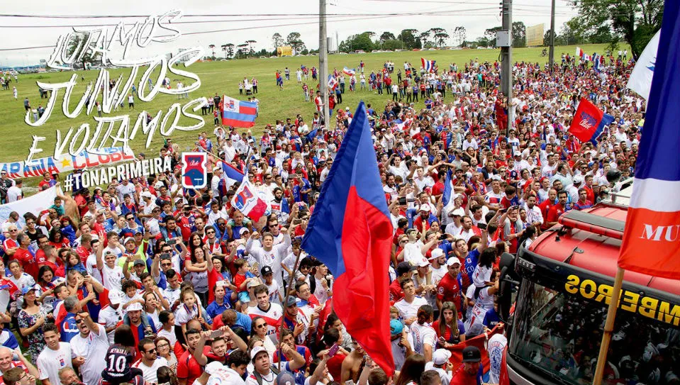 Torcida do Paran&aacute; decide quanto vai pagar pelos ingressos no &uacute;ltimo jogo da S&eacute;rie B
