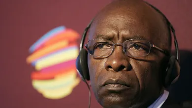 EUA est&aacute; atr&aacute;s dos US$ 750 mil que Jack Warner tirou das v&iacute;timas do terremoto do Haiti