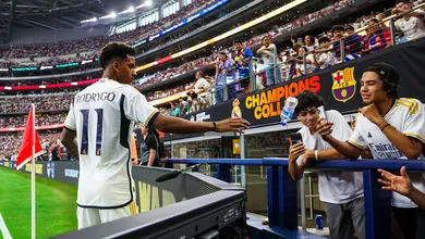 Futebol ao vivo: onde assistir aos jogos de hoje (12/08/2023)