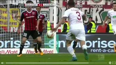 [V&iacute;deo] O Augsburg perdeu do Ingolstadt, mas este gola&ccedil;o merece ser visto