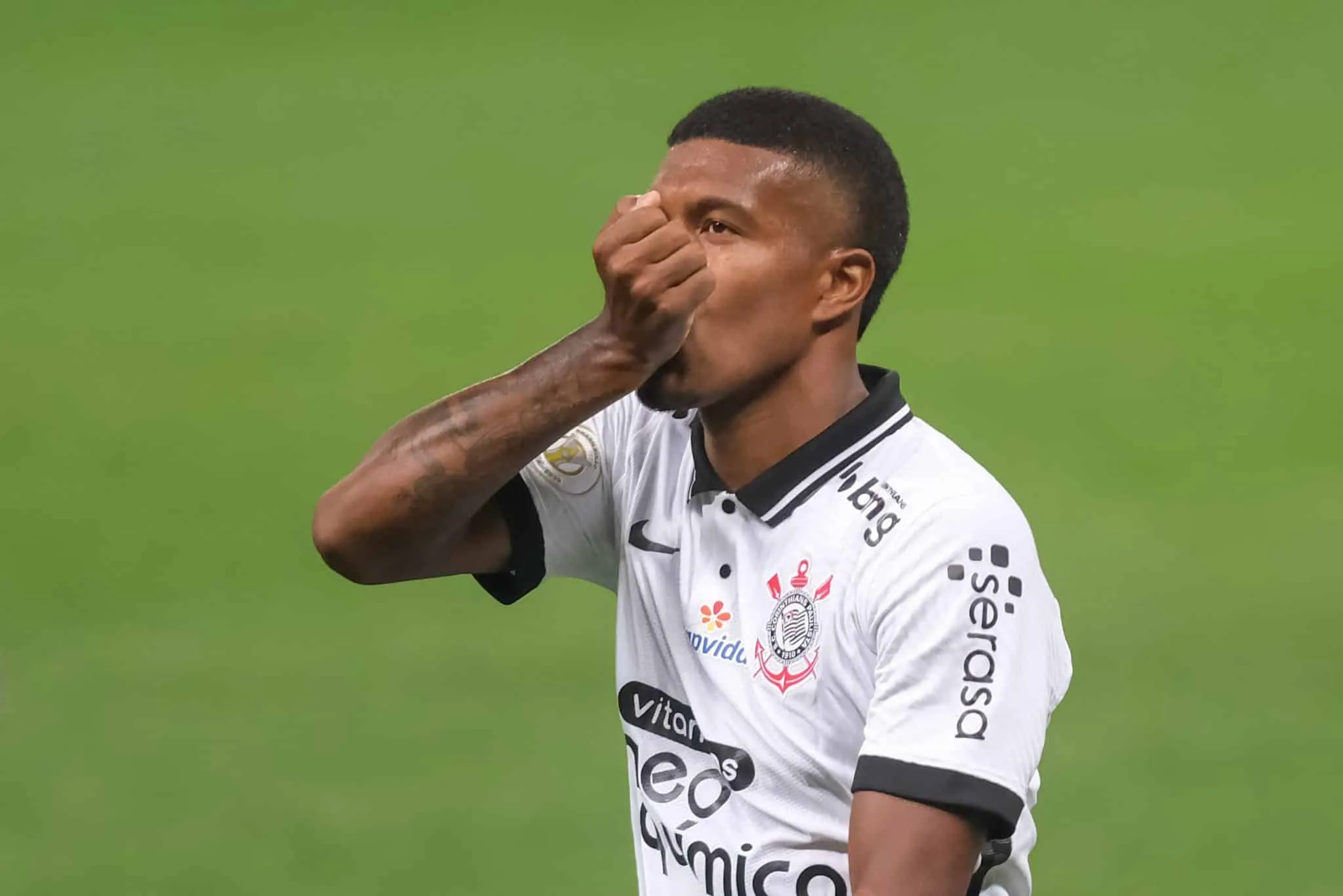 Como L&eacute;o Natel estremeceu a rela&ccedil;&atilde;o entre diretorias de Corinthians e Santos?