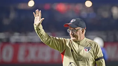 Negocia&ccedil;&atilde;o com Vojvoda n&atilde;o avan&ccedil;a, e S&atilde;o Paulo deve investir em outro t&eacute;cnico da S&eacute;rie A