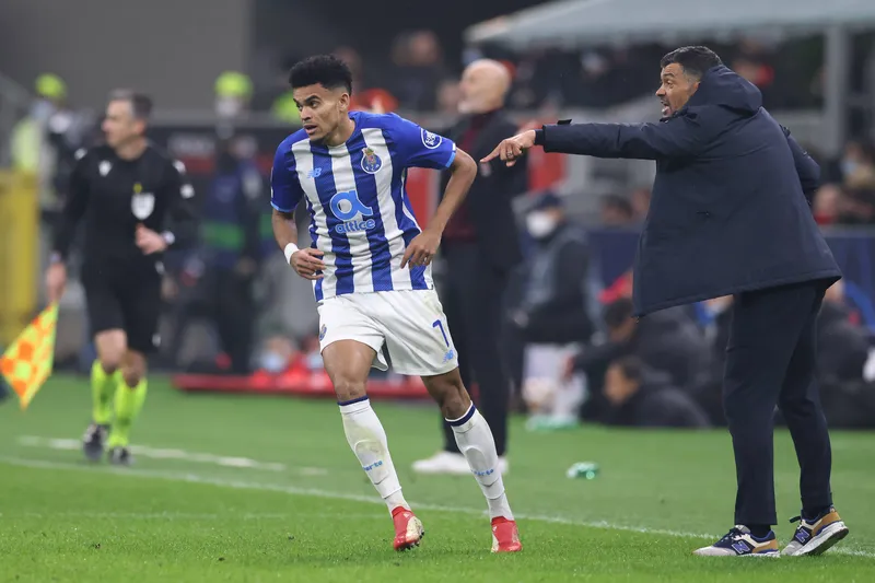 Luis D&iacute;az e S&eacute;rgio Concei&ccedil;&atilde;o em jogo do Porto