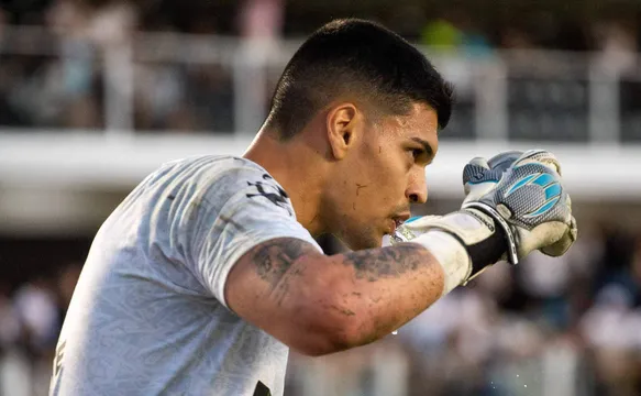 Como tem sido o protocolo m&eacute;dico do Santos com Gabriel Braz&atilde;o ap&oacute;s pancada na cabe&ccedil;a?